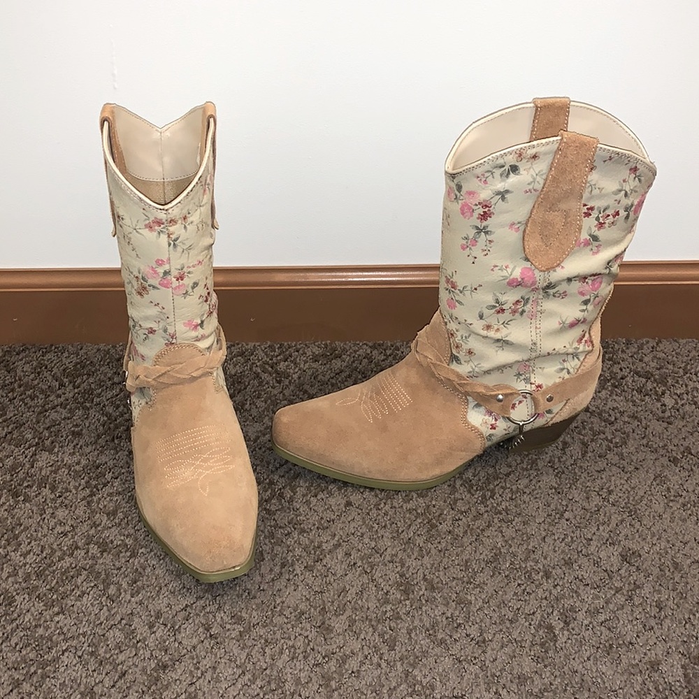 Floral cowboy boots